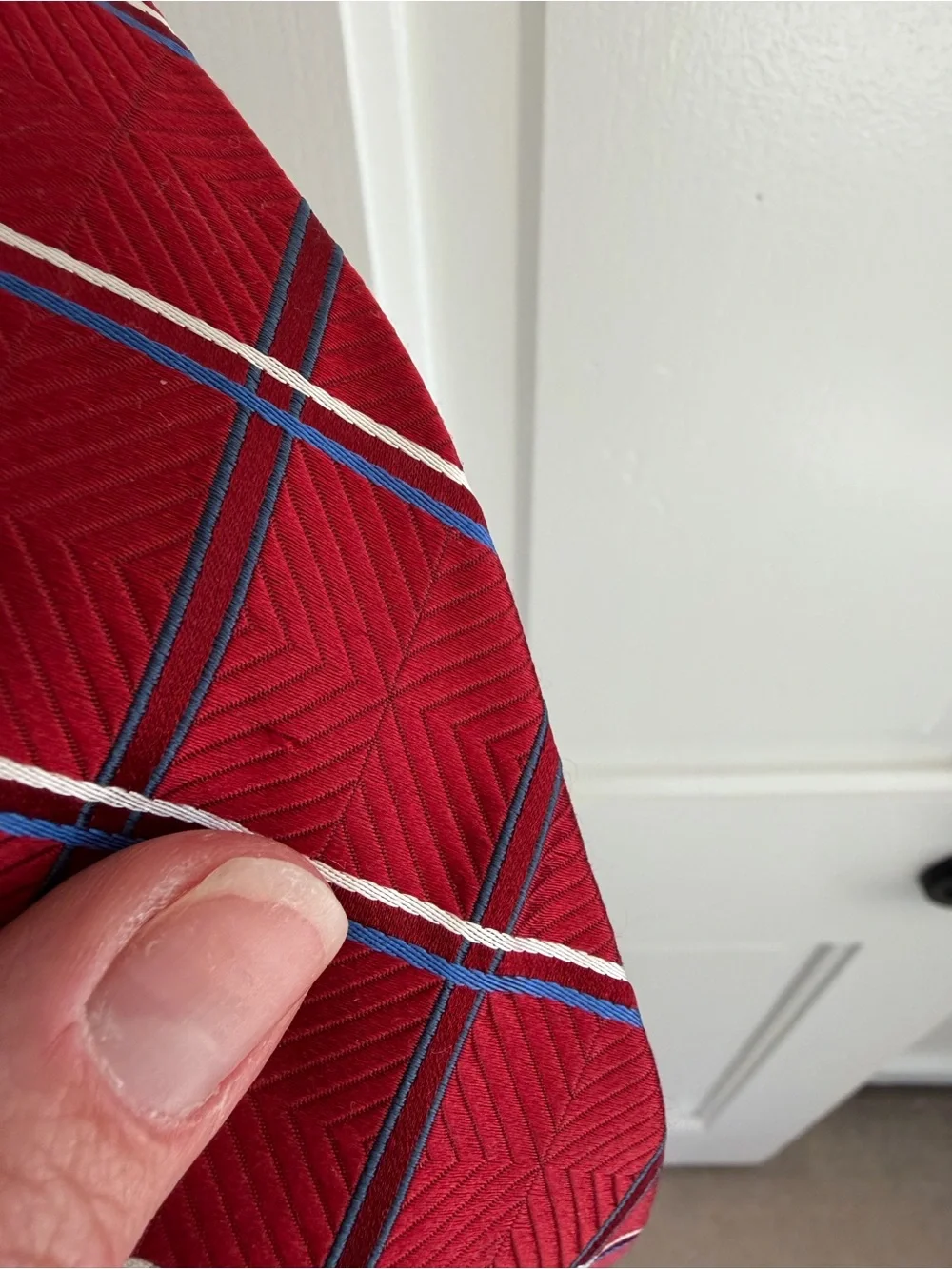Vintage Eagle Shirtmakers Boys Silk Tie Red Blue Plaid 41” Preppy